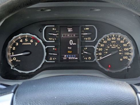 Used 2019 Toyota Tundra SR5 w/ SR5 Upgrade Package image 17