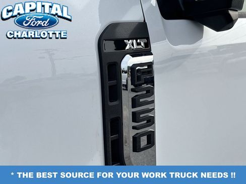 New 2026 Ford F250 XLT w/ XLT Premium Package AWD/4WD image 10