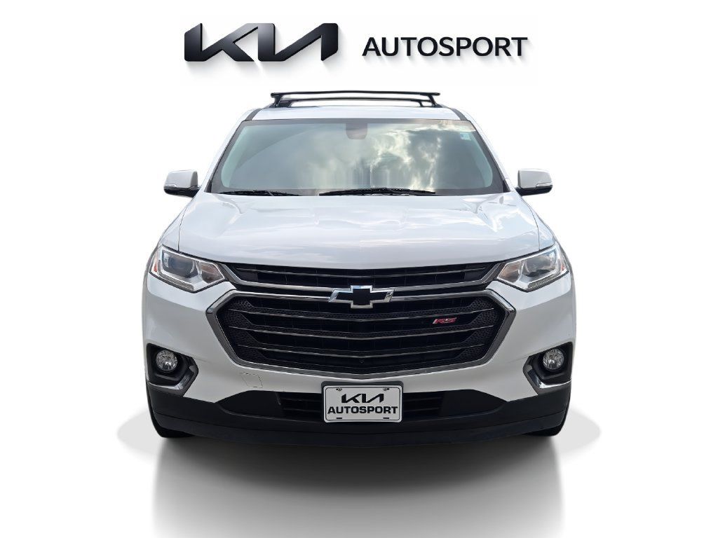 Used 2019 Chevrolet Traverse RS w/ LPO, 'HIT The Road' Package AWD/4WD image 2