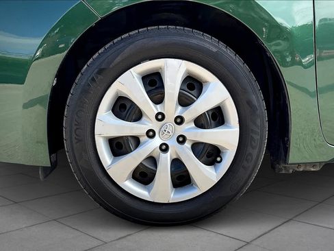Used 2015 Toyota Corolla LE FWD image 11