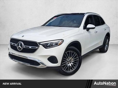 Used 2026 Mercedes-Benz GLC 300 4MATIC image 1