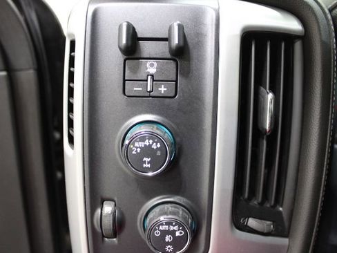 Used 2018 GMC Sierra 1500 SLT image 44