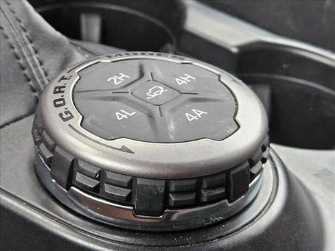 Used 2022 Ford Bronco Outer Banks AWD/4WD image 19
