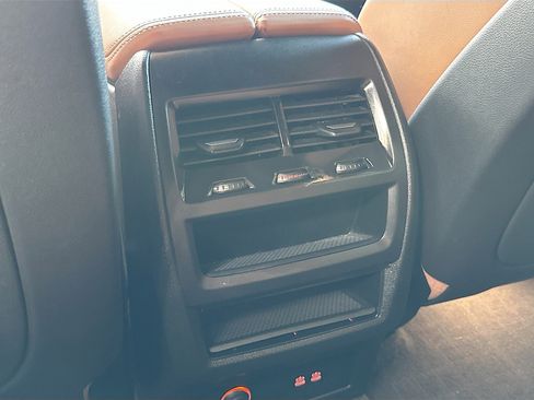 Certified 2025 BMW X5 sDrive40i w/ Premium Package image 27