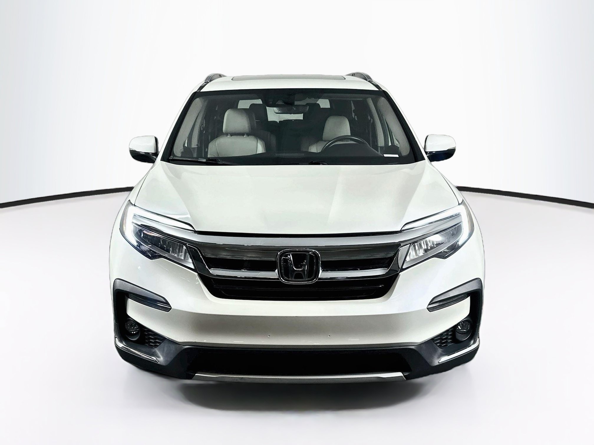 Used 2019 Honda Pilot Elite image 2