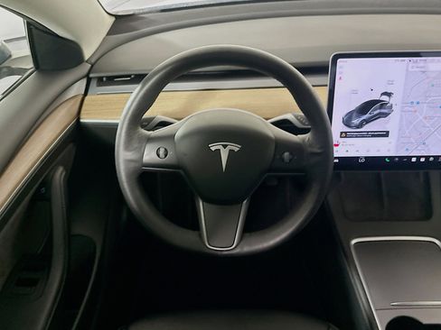 Used 2022 Tesla Model 3 Long Range image 16