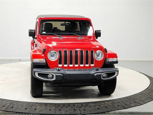 Used 2021 Jeep Wrangler Unlimited Sahara image 2