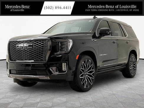 Used 2024 GMC Yukon Denali Ultimate AWD/4WD image 1
