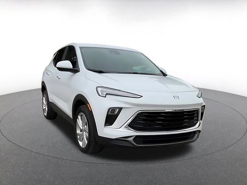 Used 2025 Buick Encore GX Preferred image 3