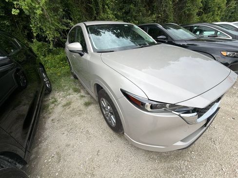 Used 2025 MAZDA CX-5 AWD 2.5 S w/ Select Package image 3