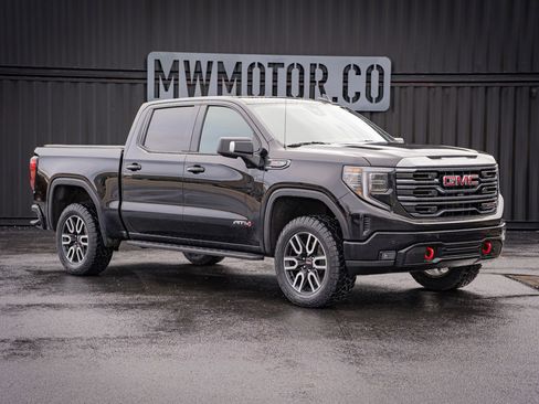 Used 2022 GMC Sierra 1500 AT4 w/ AT4 Premium Package image 1