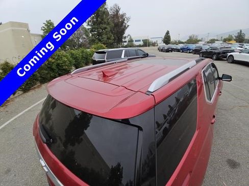 Used 2019 Chevrolet Traverse LT w/ LT Premium Package FWD image 19