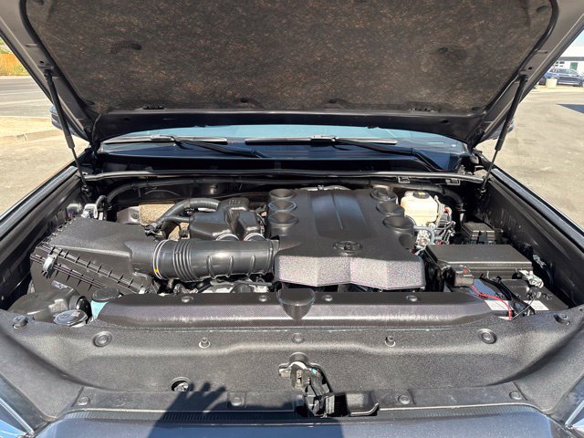 Used 2023 Toyota 4Runner Limited AWD/4WD image 46