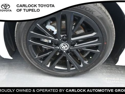 Used 2026 Toyota Camry SE FWD image 35
