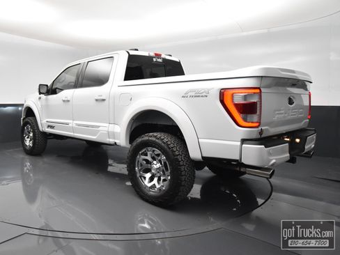 Used 2022 Ford F150 Lariat w/ Equipment Group 502A High AWD/4WD image 5