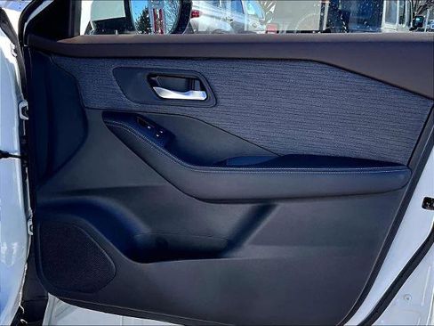 Certified 2023 Nissan Rogue SV image 12