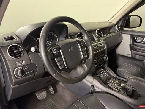 Used 2016 Land Rover LR4 HSE image 4