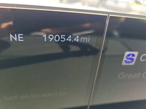Certified 2025 Lincoln Navigator L Reserve AWD/4WD image 31