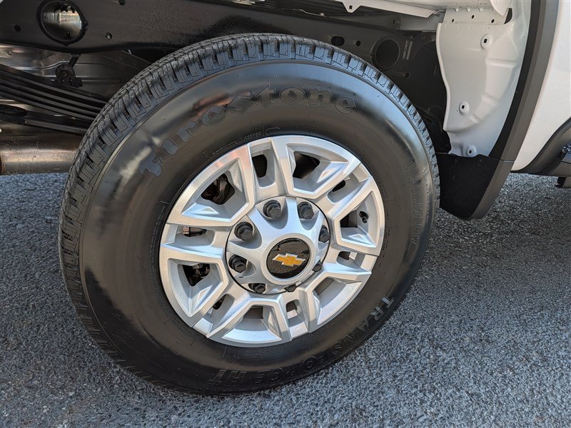 Used 2025 Chevrolet Silverado 2500 LT w/ Convenience Package AWD/4WD image 12