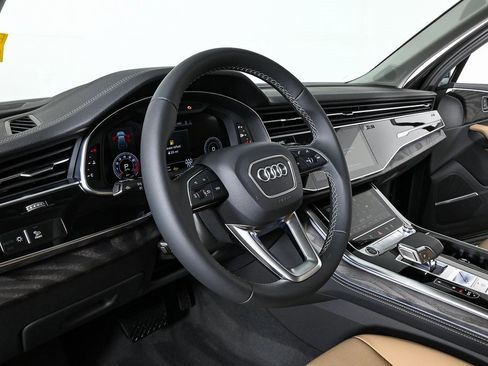 New 2025 Audi Q7 3.0T Premium Plus image 4
