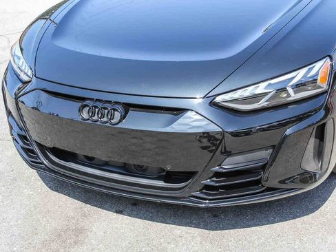 Used 2023 Audi RS e-tron GT w/ Carbon Performance Package AWD/4WD image 8