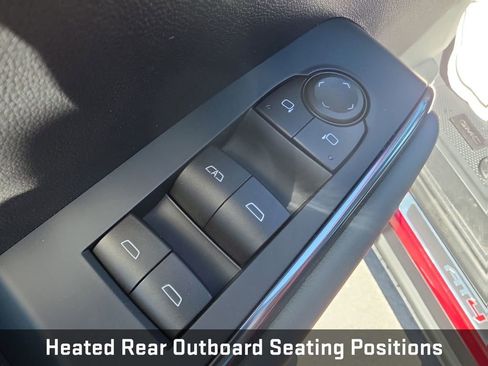 New 2026 GMC Acadia AT4 w/ Luxury Package AWD/4WD image 13