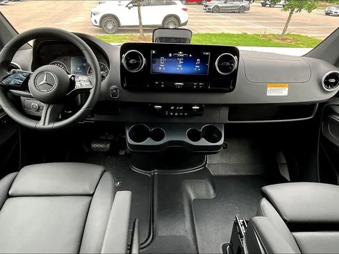 New 2026 Mercedes-Benz Sprinter 2500 image 5