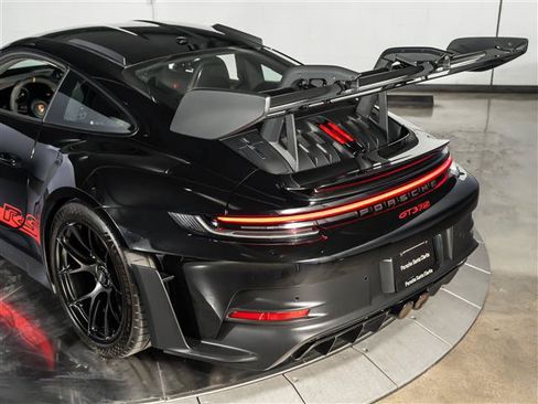 Certified 2025 Porsche 911 GT3 RS RWD image 36