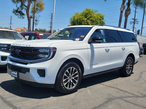 Certified 2025 Ford Expedition Max Platinum AWD/4WD image 32
