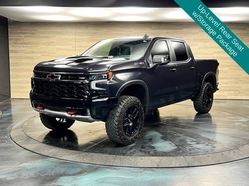 Used 2022 Chevrolet Silverado 1500 ZR2 w/ Technology Package AWD/4WD image 5