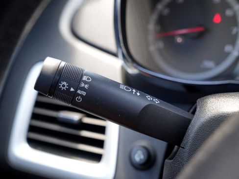 Used 2017 GMC Terrain SLT w/ Open Road Package image 31