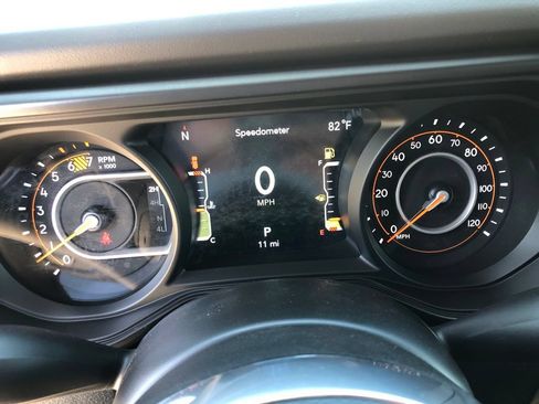 New 2025 Jeep Wrangler Unlimited Sahara w/ Safety Group AWD/4WD image 19