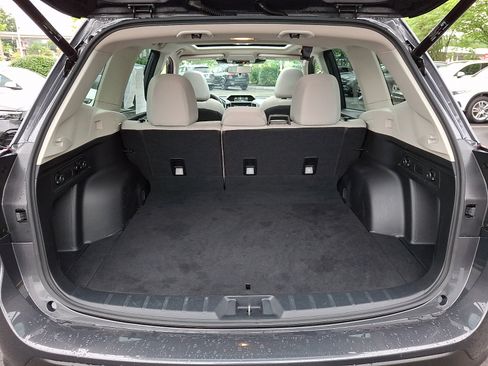 Used 2023 Subaru Forester Premium AWD/4WD image 32