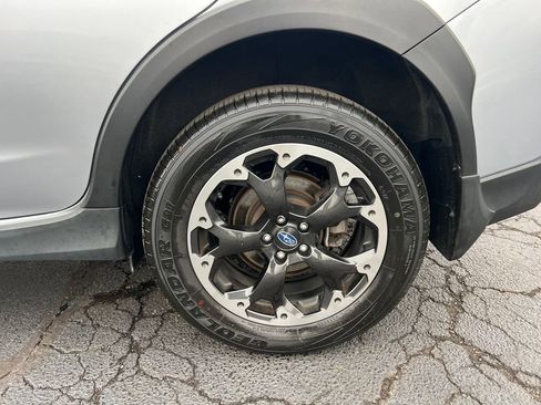 Used 2023 Subaru Crosstrek 2.0i image 11