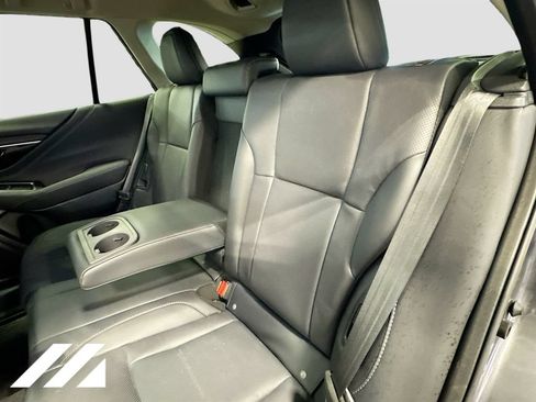 Used 2024 Subaru Outback Limited AWD/4WD image 27