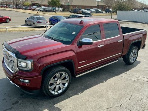 Used 2017 GMC Sierra 1500 Denali w/ Denali Ultimate Package image 4