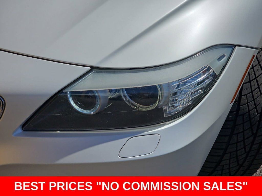 Used 2011 BMW Z4 sDrive35i RWD image 31