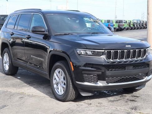 New 2025 Jeep Grand Cherokee L Laredo w/ Luxury Tech Group I image 2