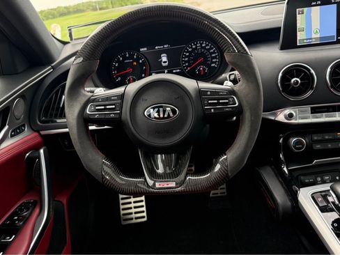Used 2019 Kia Stinger GT2 AWD/4WD image 19