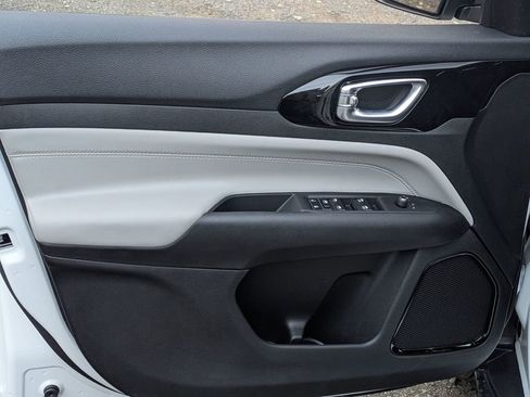 New 2026 Jeep Compass Limited w/ Mopar All Weather Package image 10