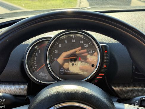 Used 2016 MINI Cooper Clubman image 18