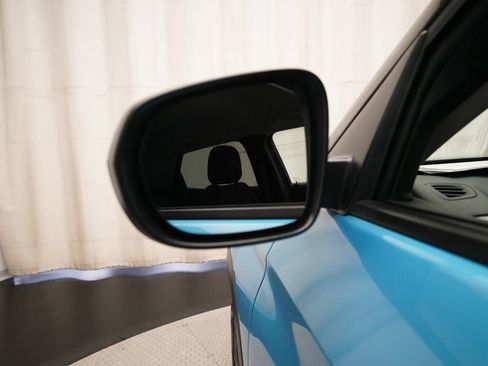 Used 2025 Chevrolet TrailBlazer LT AWD/4WD image 24