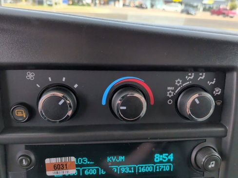 New 2025 Chevrolet Express 2500 w/ Safety Package RWD image 23