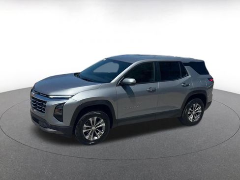 Used 2025 Chevrolet Equinox LT FWD image 8