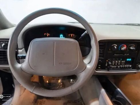 Used 1995 Chevrolet Impala SS RWD image 13