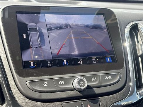 Certified 2023 Chevrolet Equinox RS AWD/4WD image 14