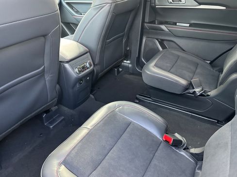 New 2025 Ford Explorer ST image 9