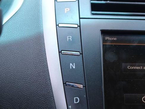 Used 2016 Lincoln MKZ w/ Equipment Group 300A Reserve FWD image 13