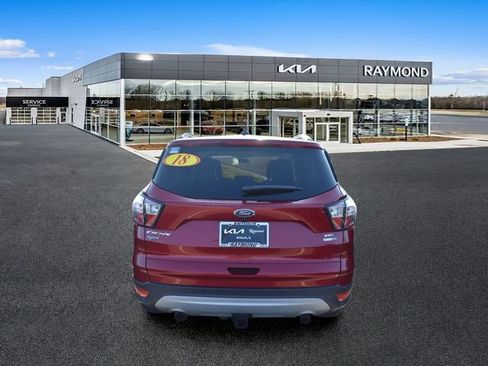 Used 2018 Ford Escape SEL AWD/4WD image 4