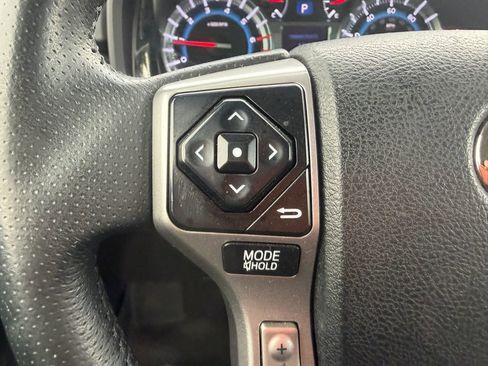 Used 2016 Toyota 4Runner SR5 AWD/4WD image 20